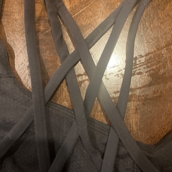 Lululemon black bra-excellent condition-size 12-large - Picture 4 of 4